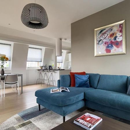 Wells Court By Aeria Apartments ลอนดอน ภายนอก รูปภาพ
